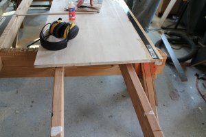 Desk with metal
